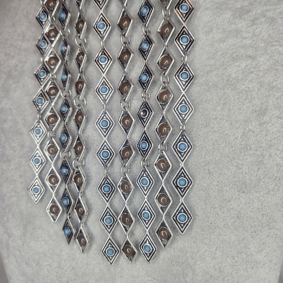 Premier Designs Arizona Silver Plated Fringe Necklace NWT Retail $49 16.5"-34" - Picture 2 of 10